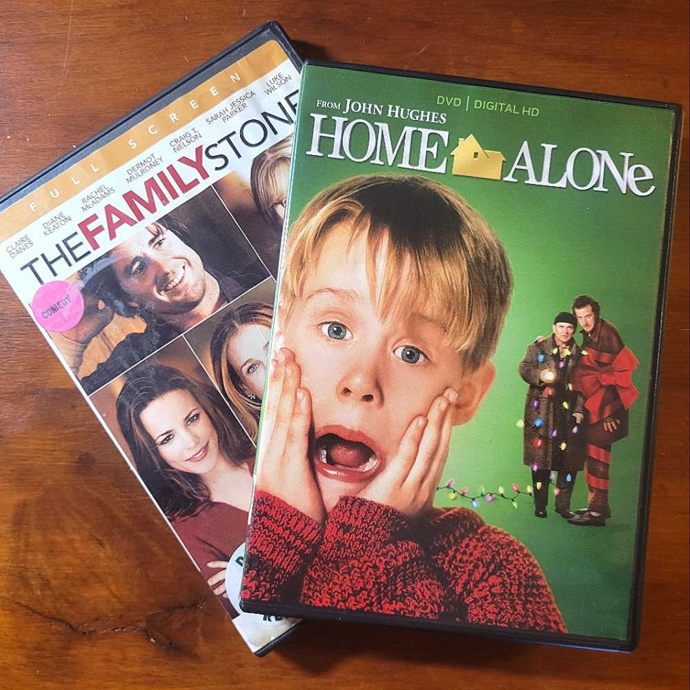 DVD Movie Bundle Christmas Holiday Fun HOME ALONE & THE FAMILY STONE Pre-Owned